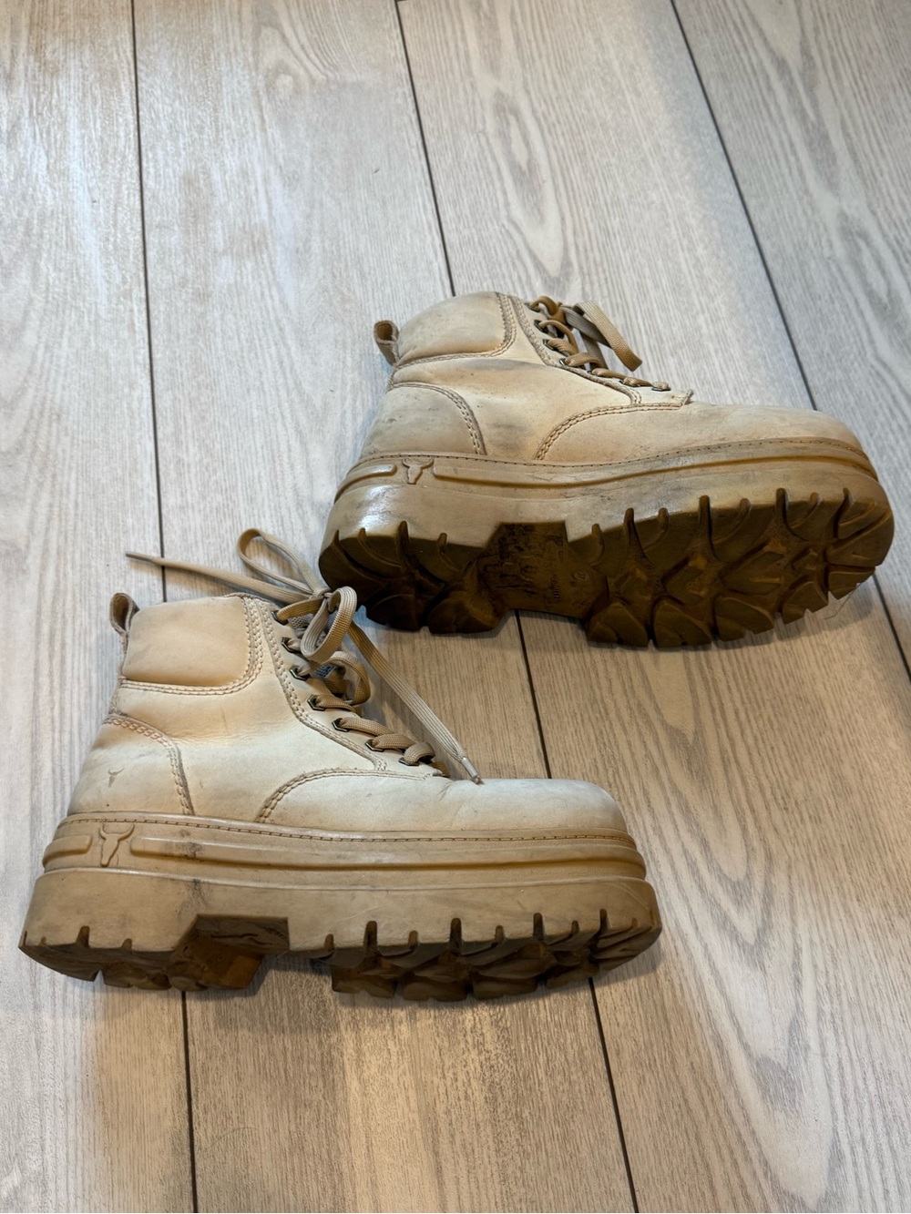 Windsor Smith 37 tan platform leather boots wheat lace up chunky casual western